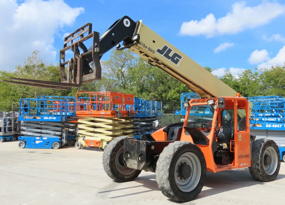 2013 JLG G9-43A 43′ 9,000 lbs Telescopic Reach Forklift Telehandler 9K 3 way Selectable Steering (crab, 2-wheel, 4-wheel)