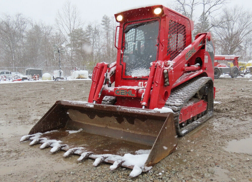 2017 Gehl RT210 Gen-2 Skid Steer Track Loader High Flow Aux Hyd Cab A/C Foot Throttle