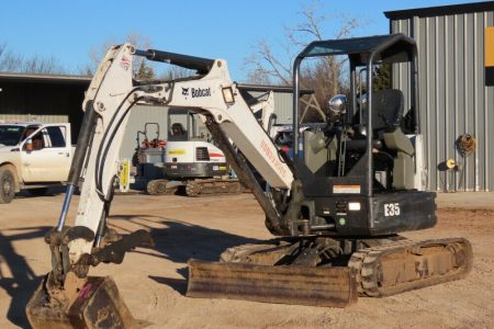 2016 Bobcat E35 Mini Excavator Hydraulic Thumb Dozer Blade Aux Hyd Travel Alarm