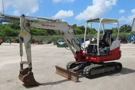 2015 Takeuchi TB240 Mini Excavator Backhoe Compact Open Cab 8,000 lbs Two-Speed Travel