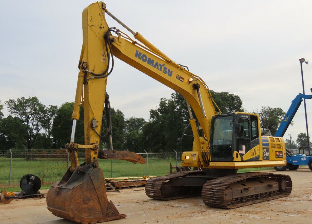 2015 Komatsu PC240LC Excavator Hydraulic Thumb A/C Cab AM/FM Radio