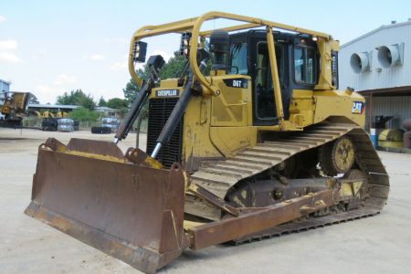 2011 Caterpillar D6T LGP Crawler Dozer Cab Tractor Blade Diesel Drawbar