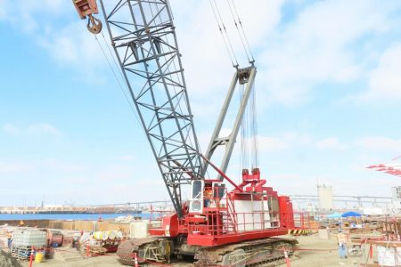 Link-Belt LS-718 250-Ton Lattice Crawler Crane 200′ Boom Tier 4 CAT Fully Enclosed Cab