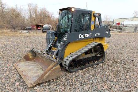 2018 John Deere 323E Skid Steer Track Loader Cab Crawler AUX HYD ACHeat Universal Quick Coupler