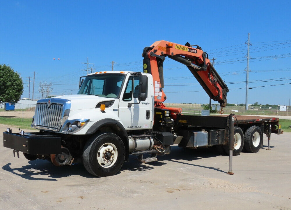 2011 International WorkStar 7500 Flatbed Crane Knuckle Boom Rail Truck Cruise control