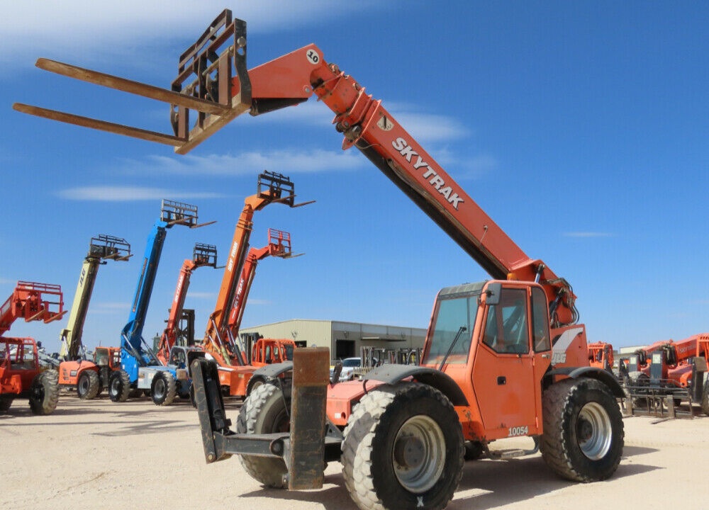 2008 Skytrak 10054 54′ 10,000LB Telescopic Reach Forklift Cab 3-Way Selectable Steering (crab, 2-wheel, 4-wheel)