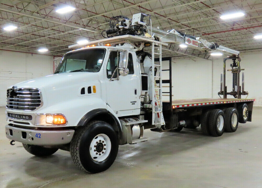 2006 Sterling L9500 Drywall Boom Crane Truck IMT 42′ Knuckle Diesel Air Conditioning