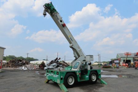 2009 Shuttlelift CD5540F 15-Ton Carry Deck Crane 56′ Mast Jib Diesel Three Section Boom