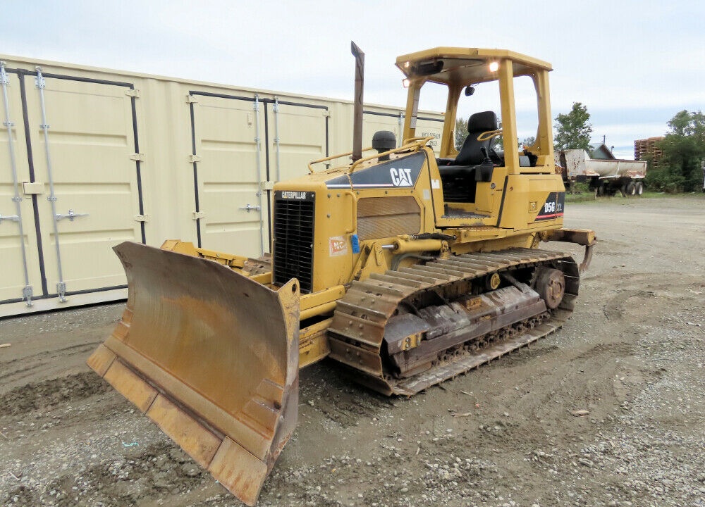 2005 Caterpillar D5G XL Crawler Dozer Tractor 6-Way Blade Ripper Heater 106″ 6-Way Blade