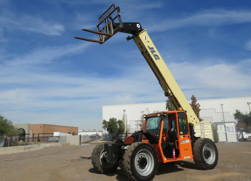 2013 JLG G9-43A 43′ 9,000 lbs Telescopic Reach Forklift Telehandler Cab