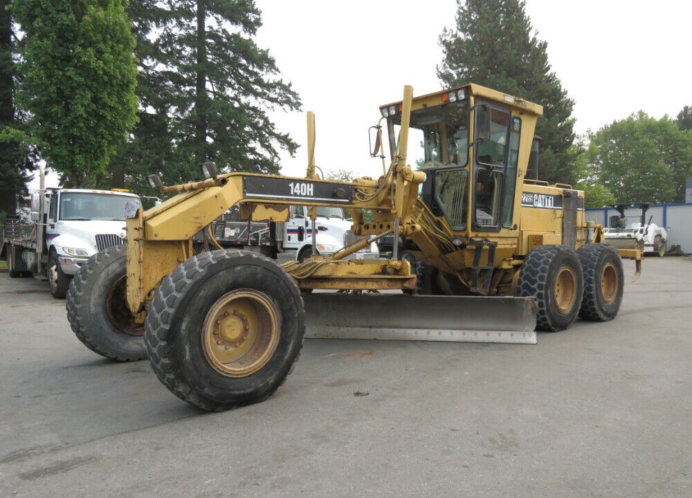 1999 Caterpillar 140H Motor Grader 14′ Moldboard A/C Cab Tractor Ripper CAT Oscillating Front Axle