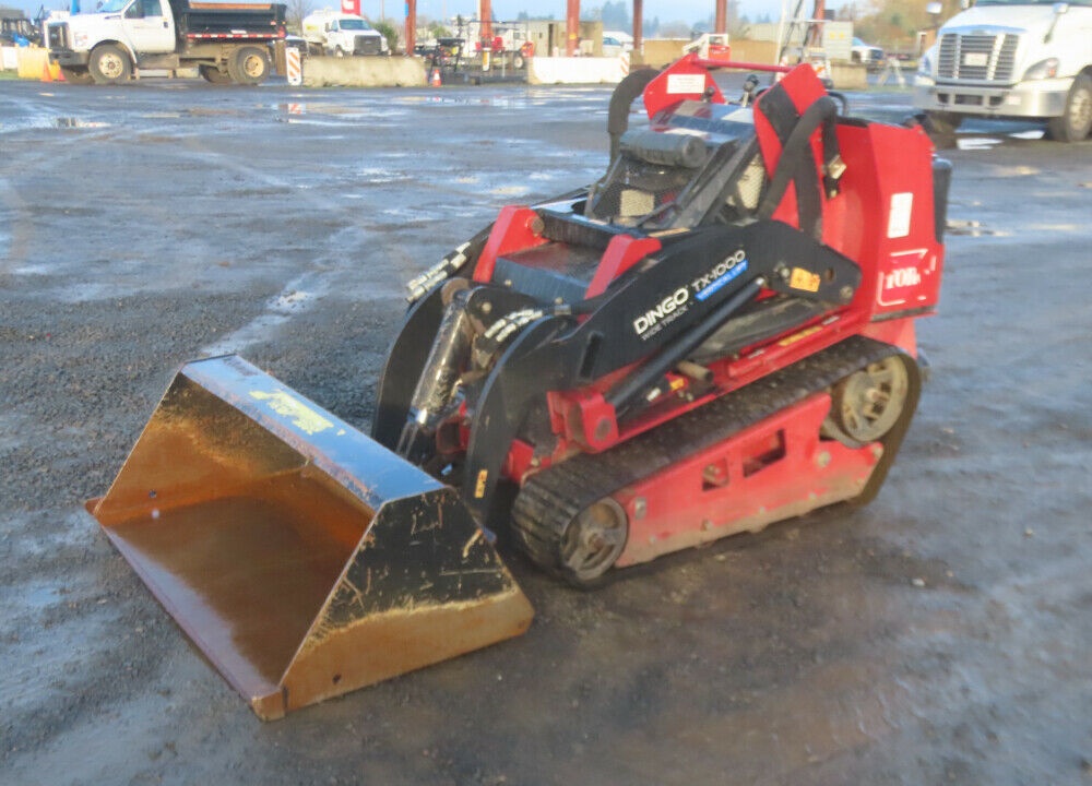 2017 Toro TX1000 Dingo Compact Skid Steer Loader Diesel Crawler 10″x50″ Tracks