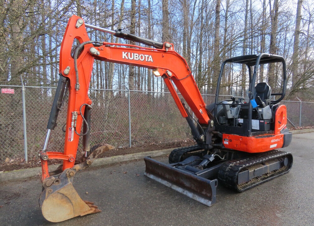 2015 Kubota KX040-4 Mini Excavator Hydraulic Thumb 4-Way Dozer Blade Q/C 2-Speed Travel