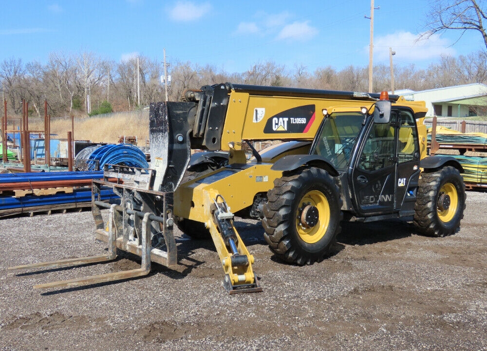 2016 Caterpillar TL1055D 55′ 10,000 lbs Telescopic Reach Forklift Cab AC