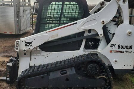 2013 Bobcat T590 Cab with A/C Heat New Tracks with Bucket